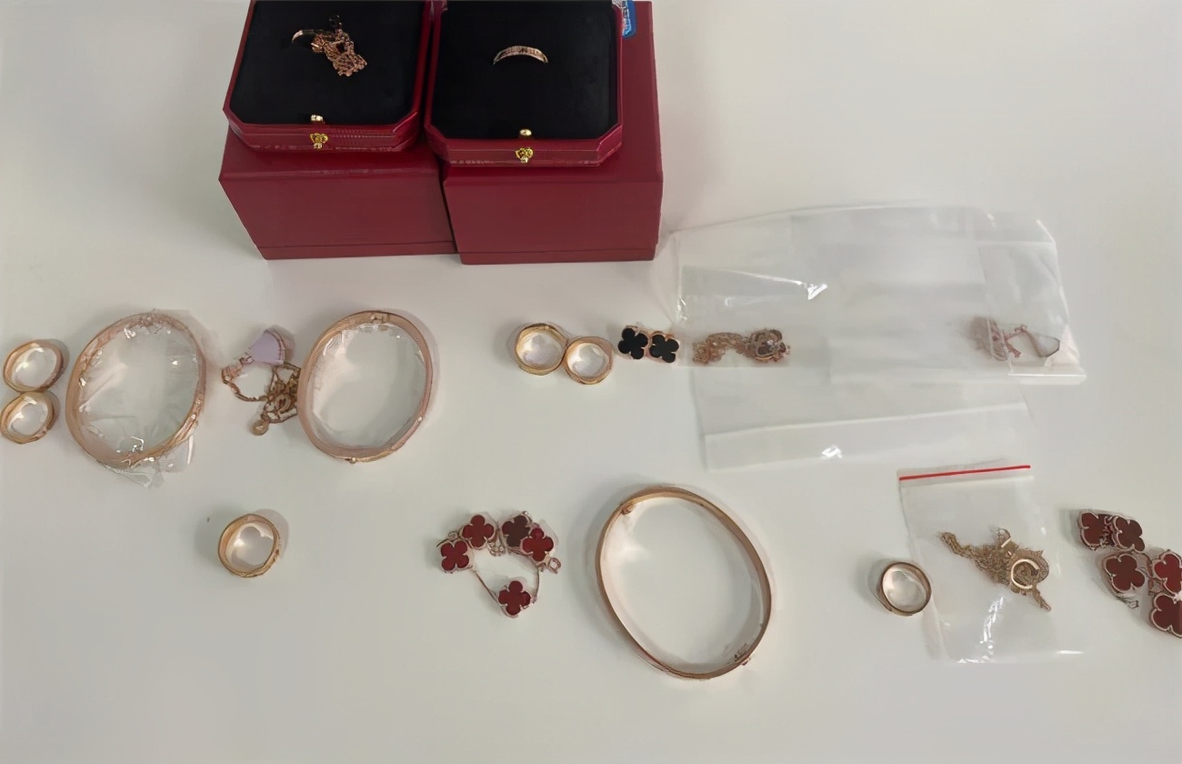 卡地亚、宝格丽、耐克……打击假冒伪劣，萧山警方在行动！