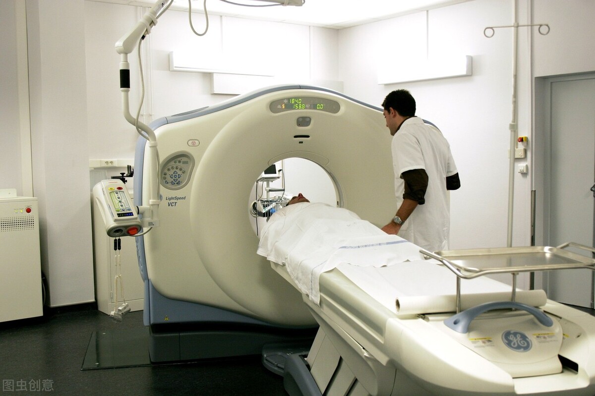 80岁得癌症放弃治疗,80岁以上肺癌建议手术吗