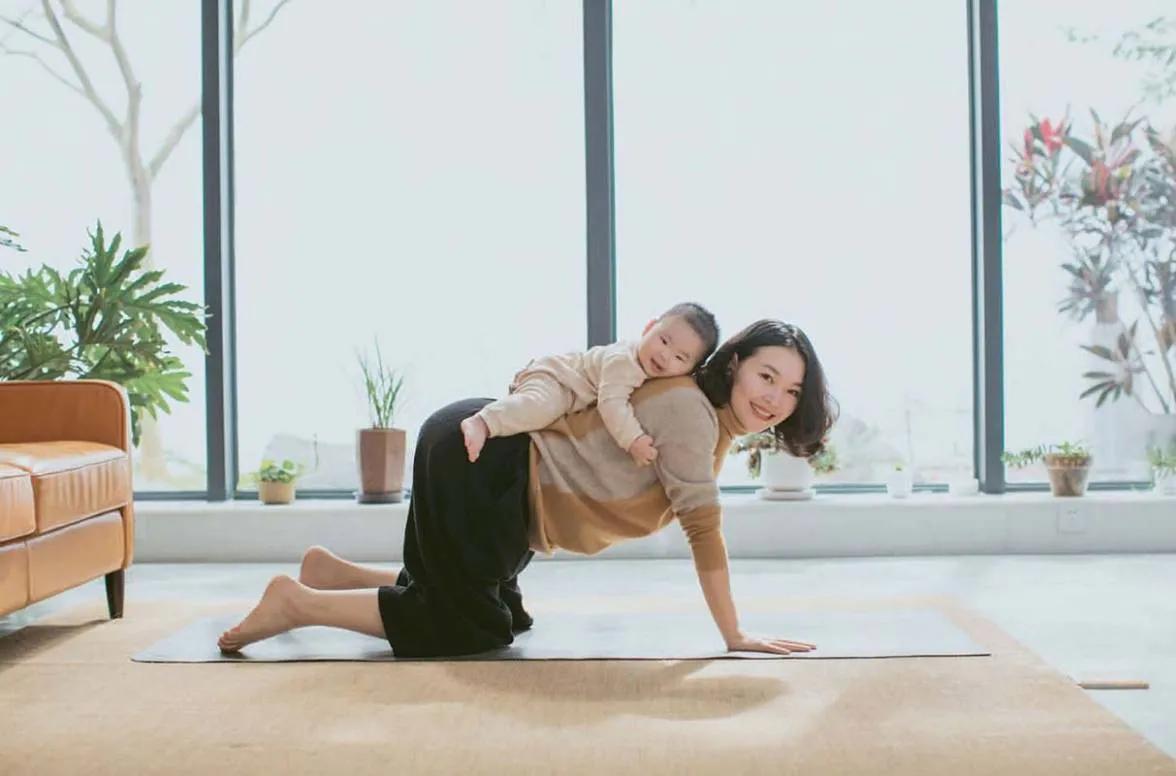 好妈妈不是“女超人”，三招教你平复无处不在的内疚感