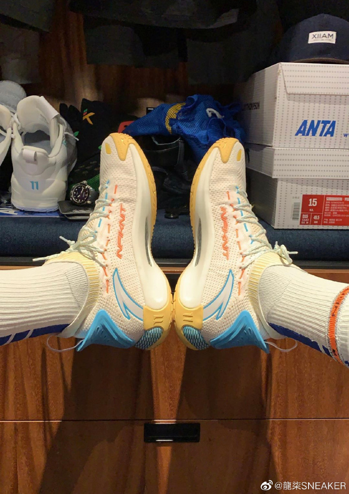 李宁反伍一代vs驭帅13,李宁反伍二代和李宁全城8