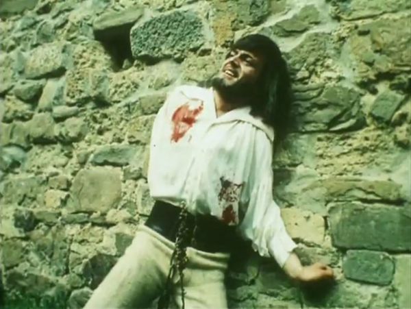 从父子间的人伦纠葛，品读《牛虻》这部小说的勾魂摄魄