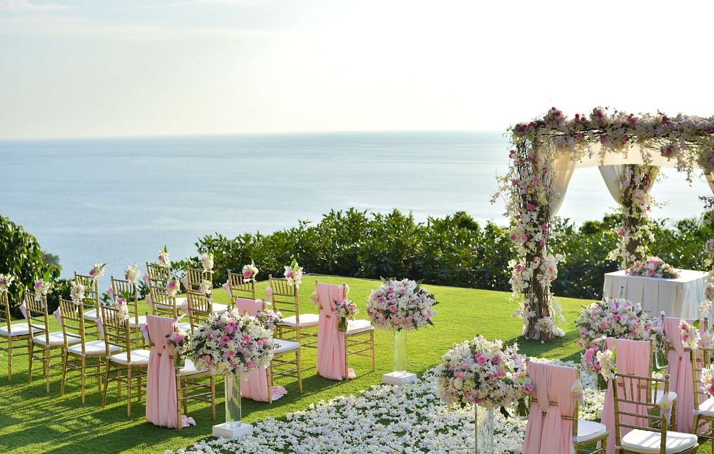 30平方米超大泳池,2000平无边泳池