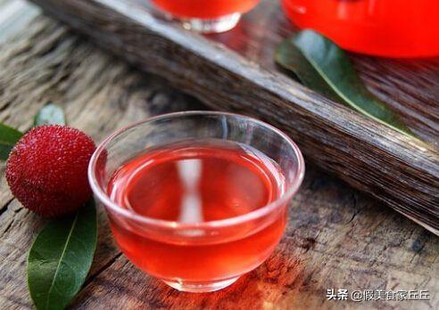 怎样泡出杨梅酒好喝的味道,泡杨梅酒怎么发酵好喝又简单