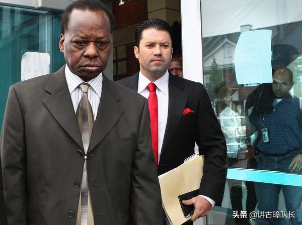 奥巴马亲弟弟在中国娶妻生子,奥巴马他兄弟定居在中国吗