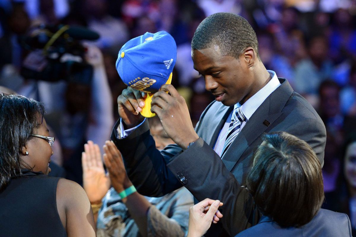 体坛巨星第一个月的薪水都买了啥？奥尼尔疯狂剁手C罗最感人