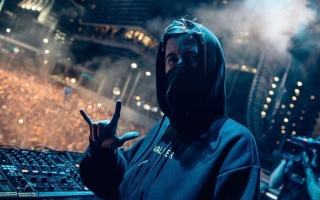 肖战演戏现状,演技饱受争议