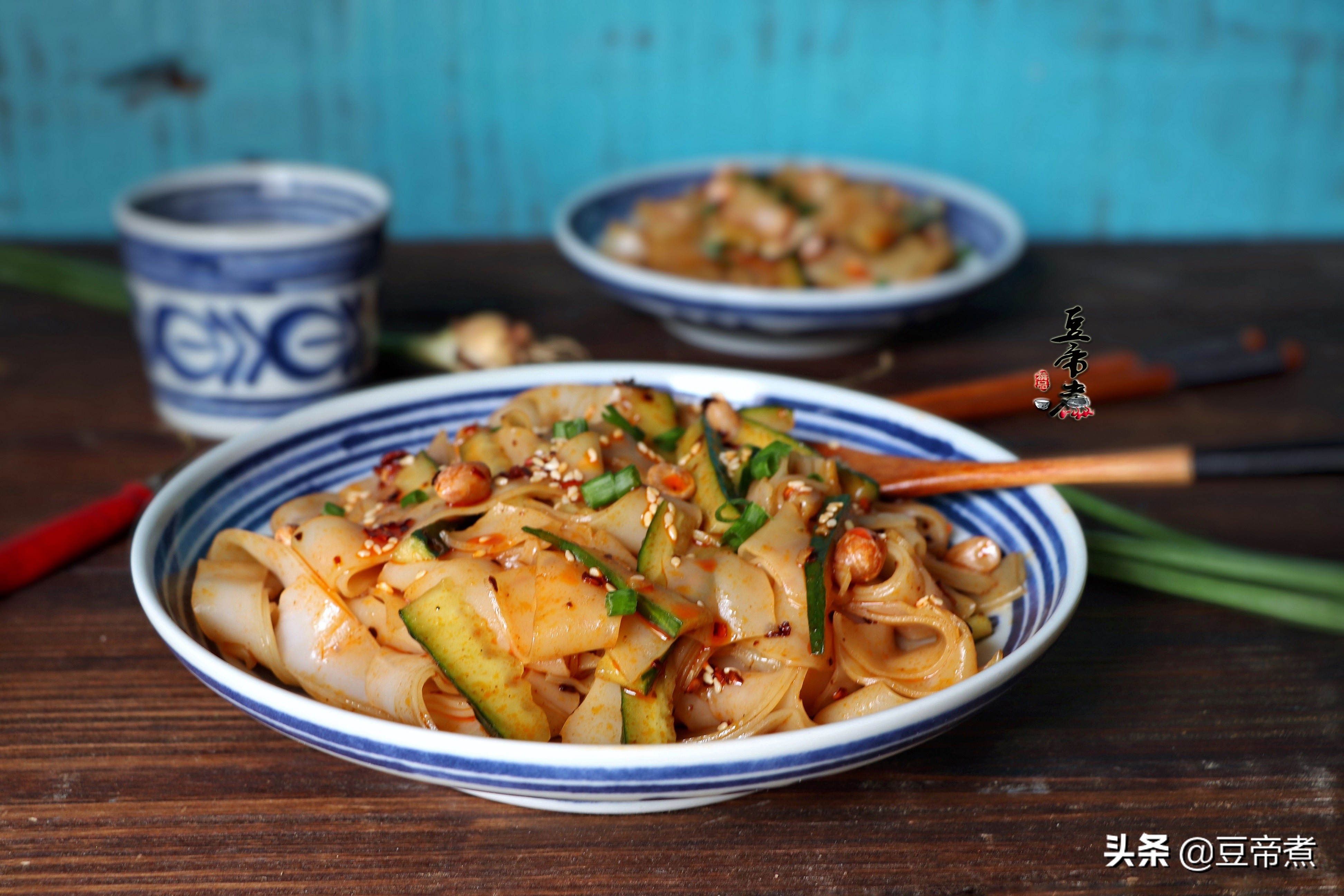 想吃凉皮没法出去买只好自己动手,想吃凉皮买不到就自己做