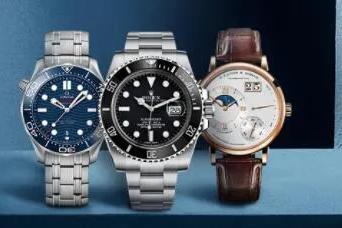 法穆兰v45和绿水鬼哪个档次高,金表绿水鬼手表多少钱