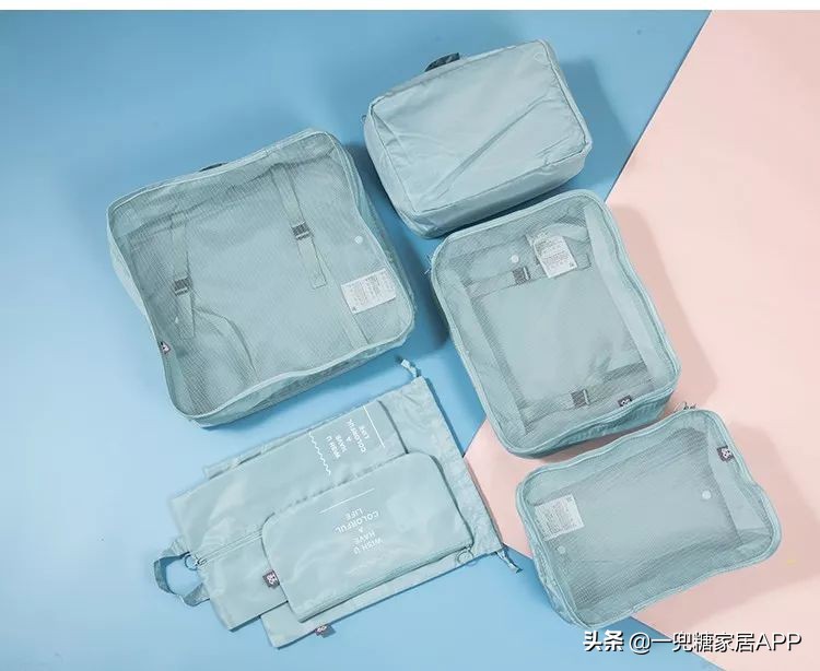 在名创优品50块钱能买多少盲盒,在名创优品100块钱买化妆品