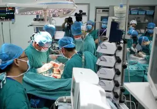 河南省人民医院港区医院,河南省人民医院全亚洲最大的医院