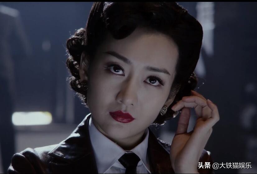 这4位女星太难了！被一位女配艳压不算啥，个个女配都吊打才尴尬