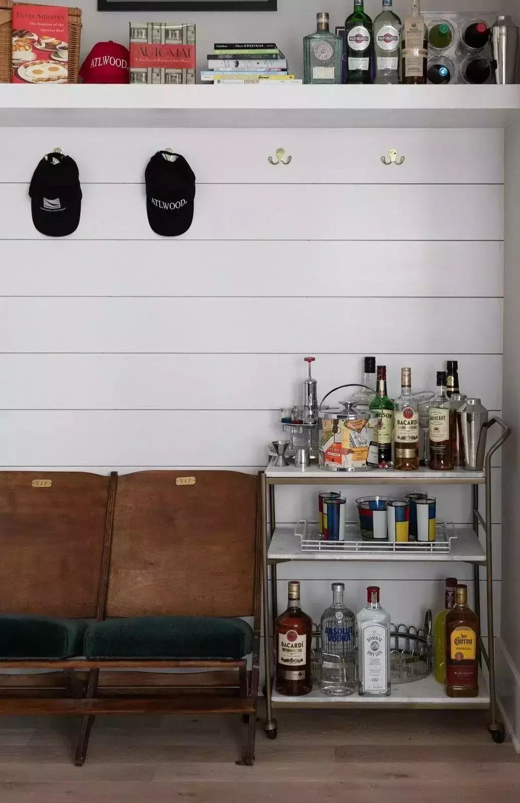 还在客厅看电视？有钱人都开始在家造影院了，全是黑科技