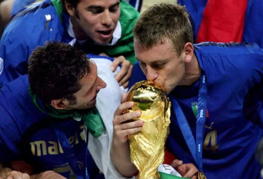 群妖峥嵘,时间慢走——回顾FM2006十大妖星之德罗西(五)