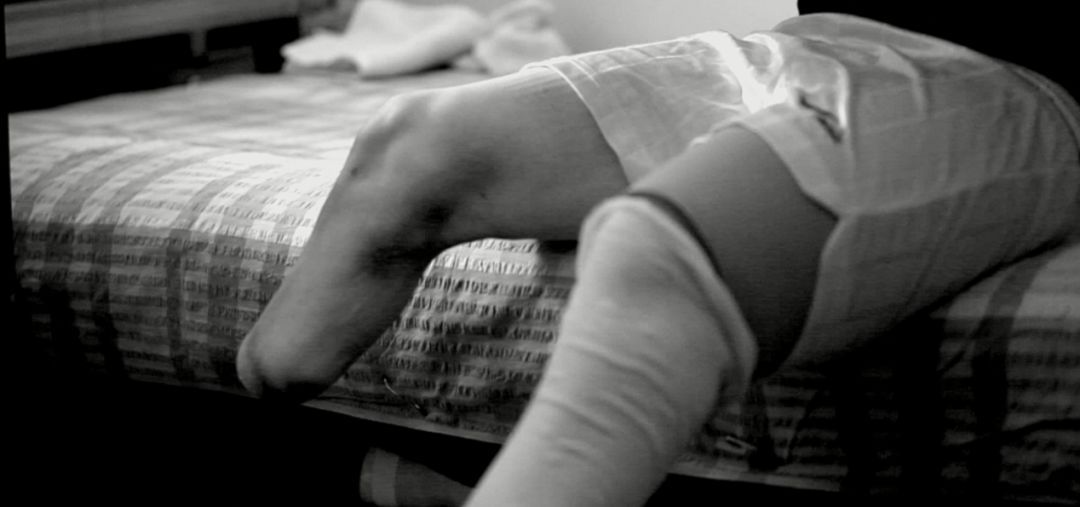 26岁登上了人生第一座雪山,他失去双腿后69岁再次登上珠峰