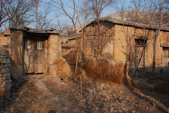 温顺的濬,一辈子只知附和,不懂得争取,搞的自己的生活一团糟