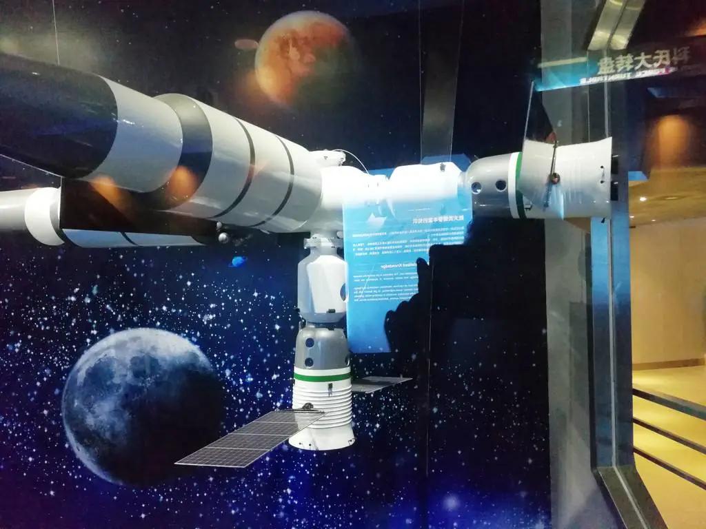 上海科技馆景点大全,上海科技馆景点介绍