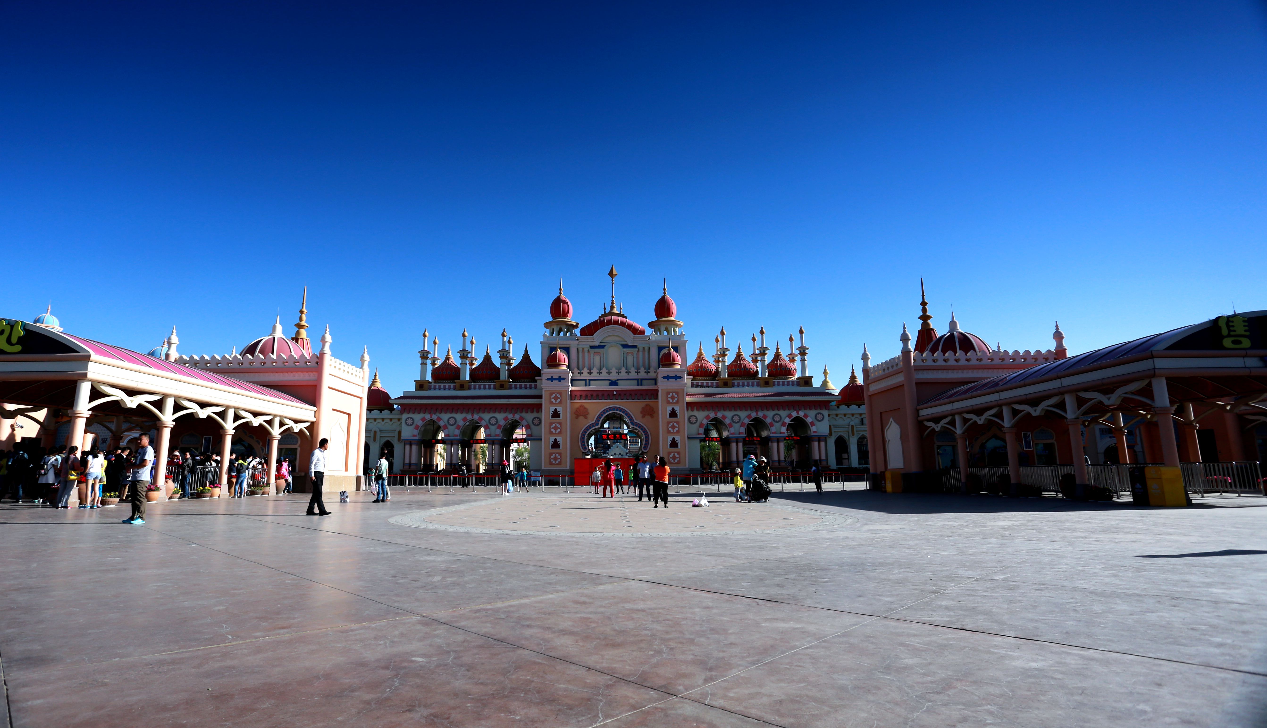 嘉峪关方特好玩么,嘉峪关方特什么时候人少