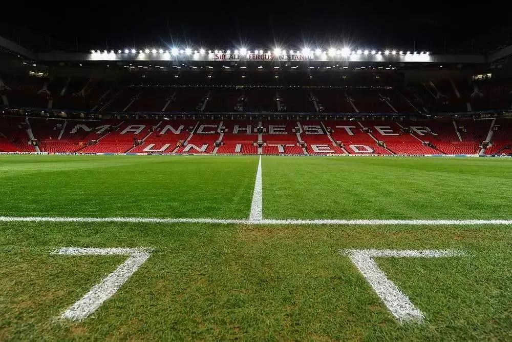 梦剧场老特拉福德球场,老特拉福德球场为什么又叫梦剧场