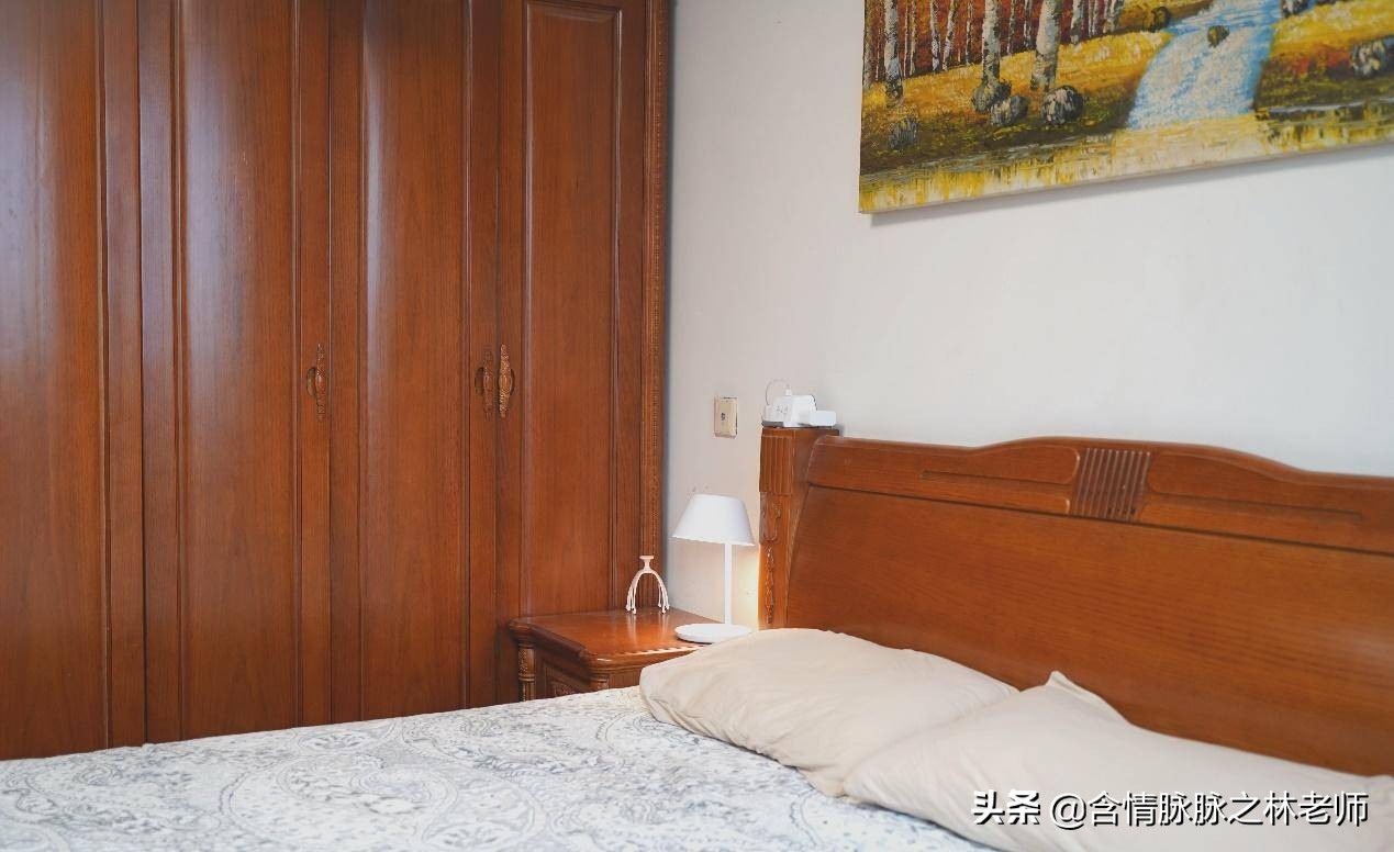 8平方小户型床带飘窗,8平米的小户型床