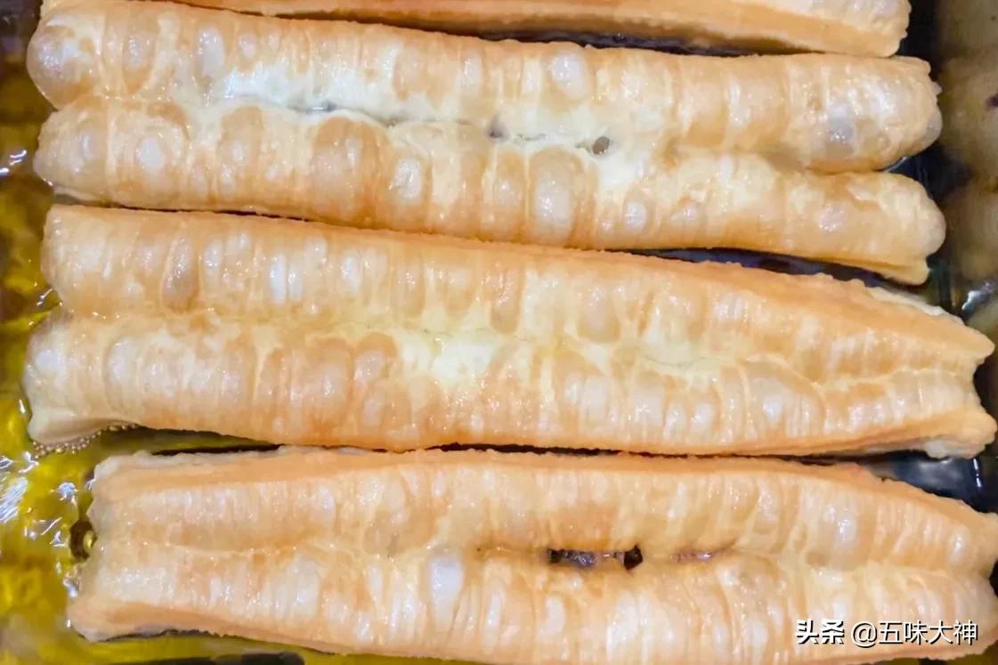 怎么做出奶香味的油条,怎么做早餐简单又好吃的油条