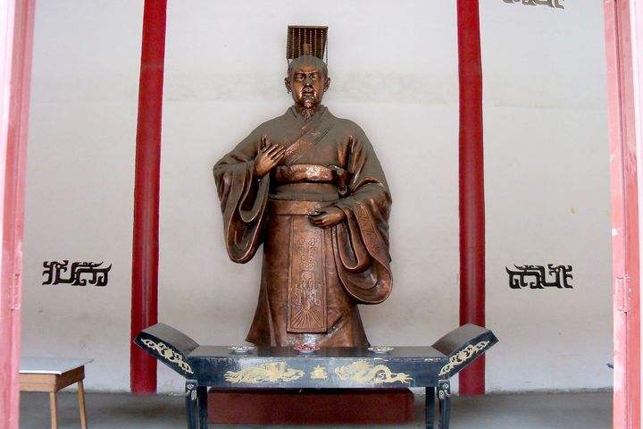 深度分析：一代霸王项羽为何走到了四面楚歌，十面埋伏的穷困地步