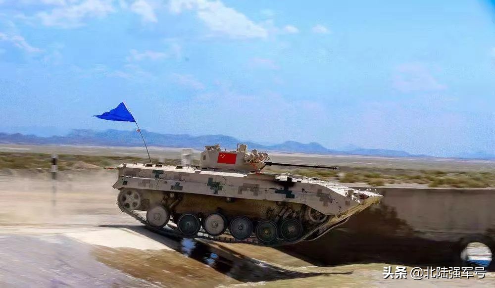 北疆有我|维和归来又出征，参谋岳超辉为祖国而战的样子帅到爆