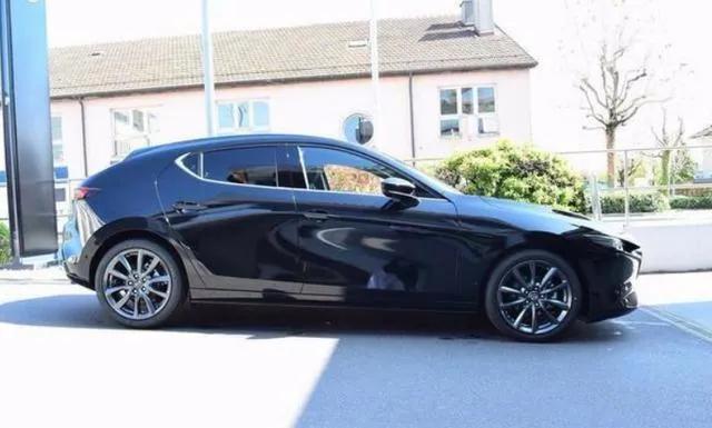 马自达3昂克赛拉2021款2.0质雅版,2022款马自达3昂克赛拉2.0落地价