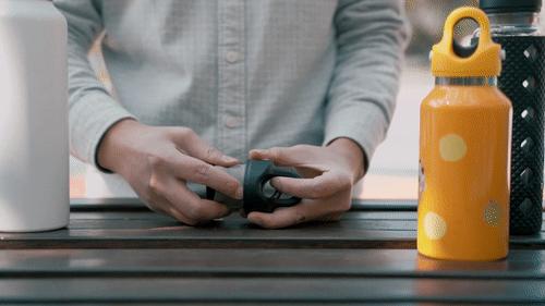 硬核又安全，老司机们喜欢的杯子，网友：开车时终于可以放心喝水