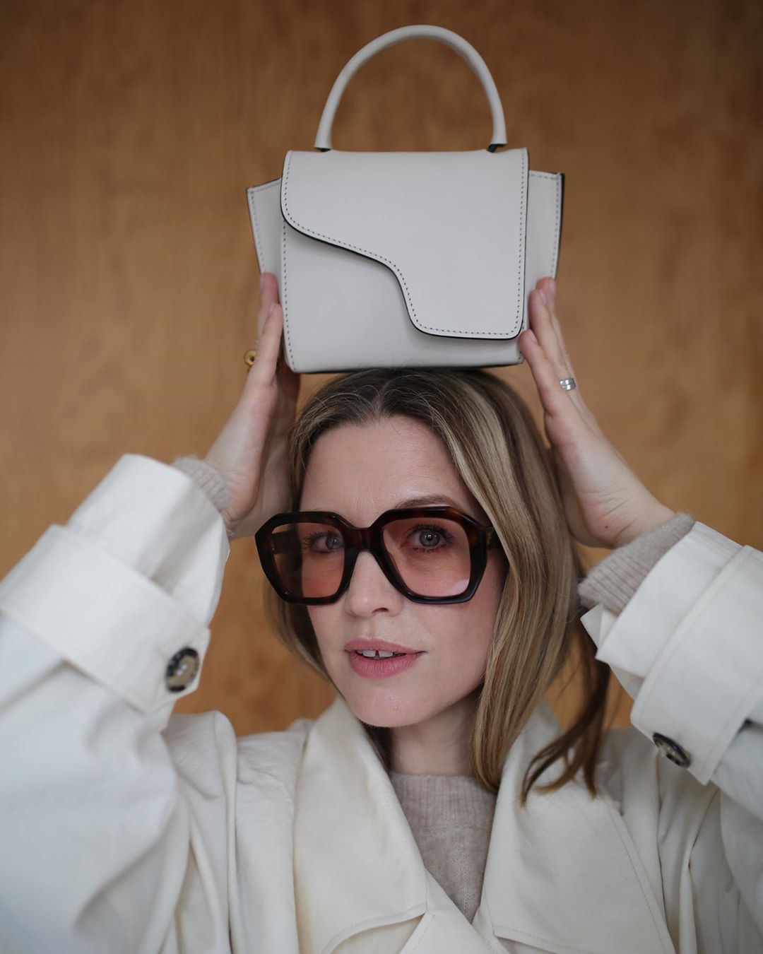 一眼掳获目光的流畅线条:北欧小众手袋及鞋履品牌ATPAtelier