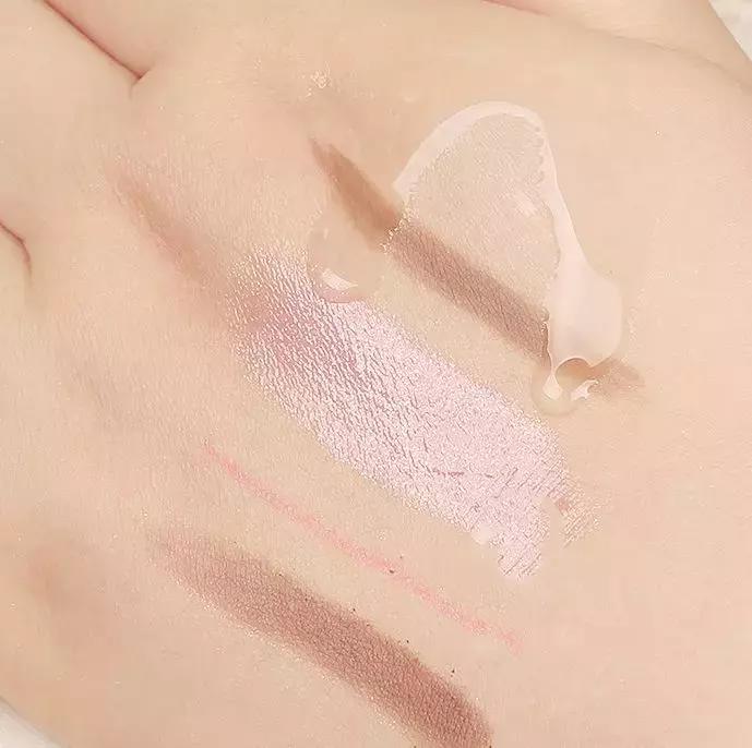 你用过的化妆品居然有百年历史，100年前睫毛膏竟然是渣男最爱？