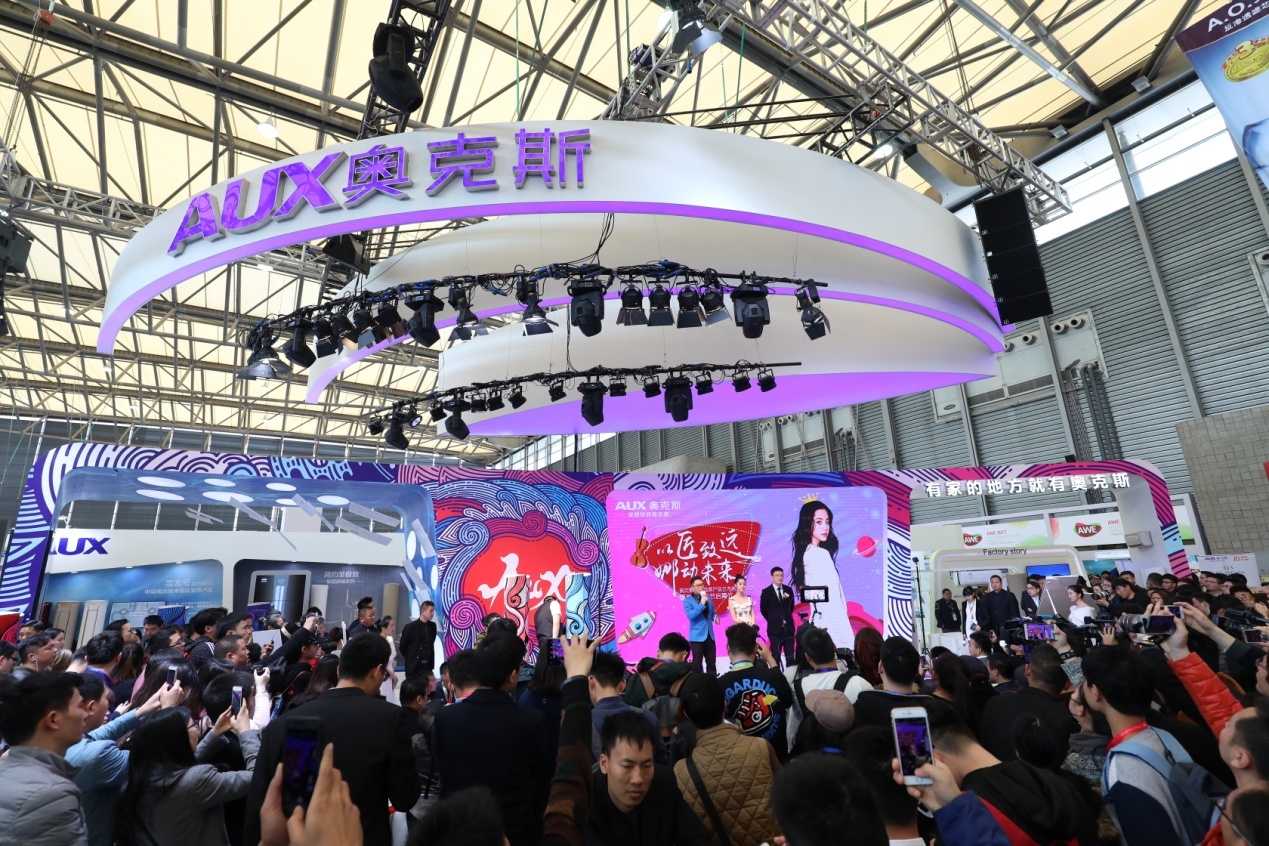 破产逆袭到年营收80亿,奥克斯做了几款手机