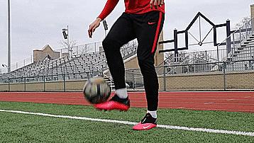 颠球技巧入门小学生3岁,五个适合初学者的颠球技巧