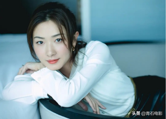 不爱化妆，因爱打魔兽打出五大公会，万茜自嘲：资深不红女演员