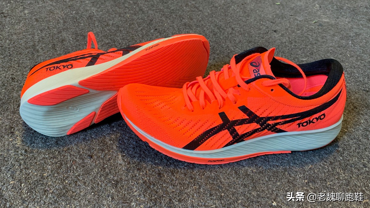 亚瑟士碳板跑鞋推荐前十名,亚瑟士耐克碳板跑鞋对比