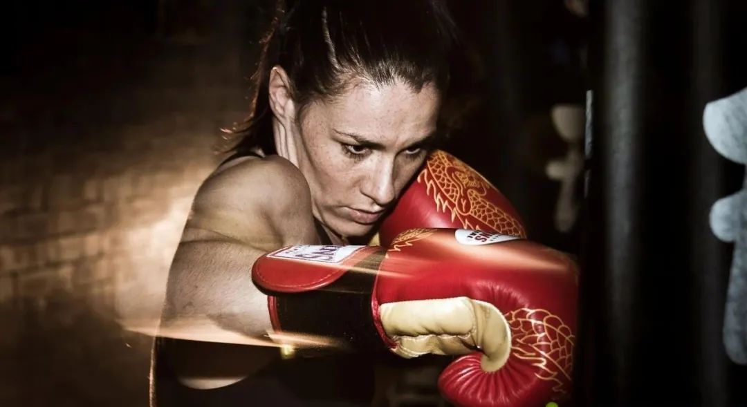 28岁零基础练散打还是搏击,26岁练业余散打来得及吗