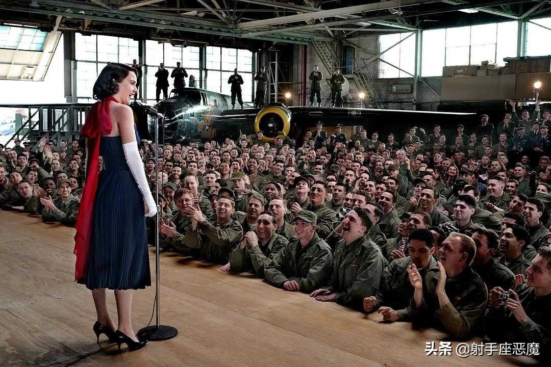 神剧回归：生活就像散场后的马戏团，总是有限温存，无限心酸