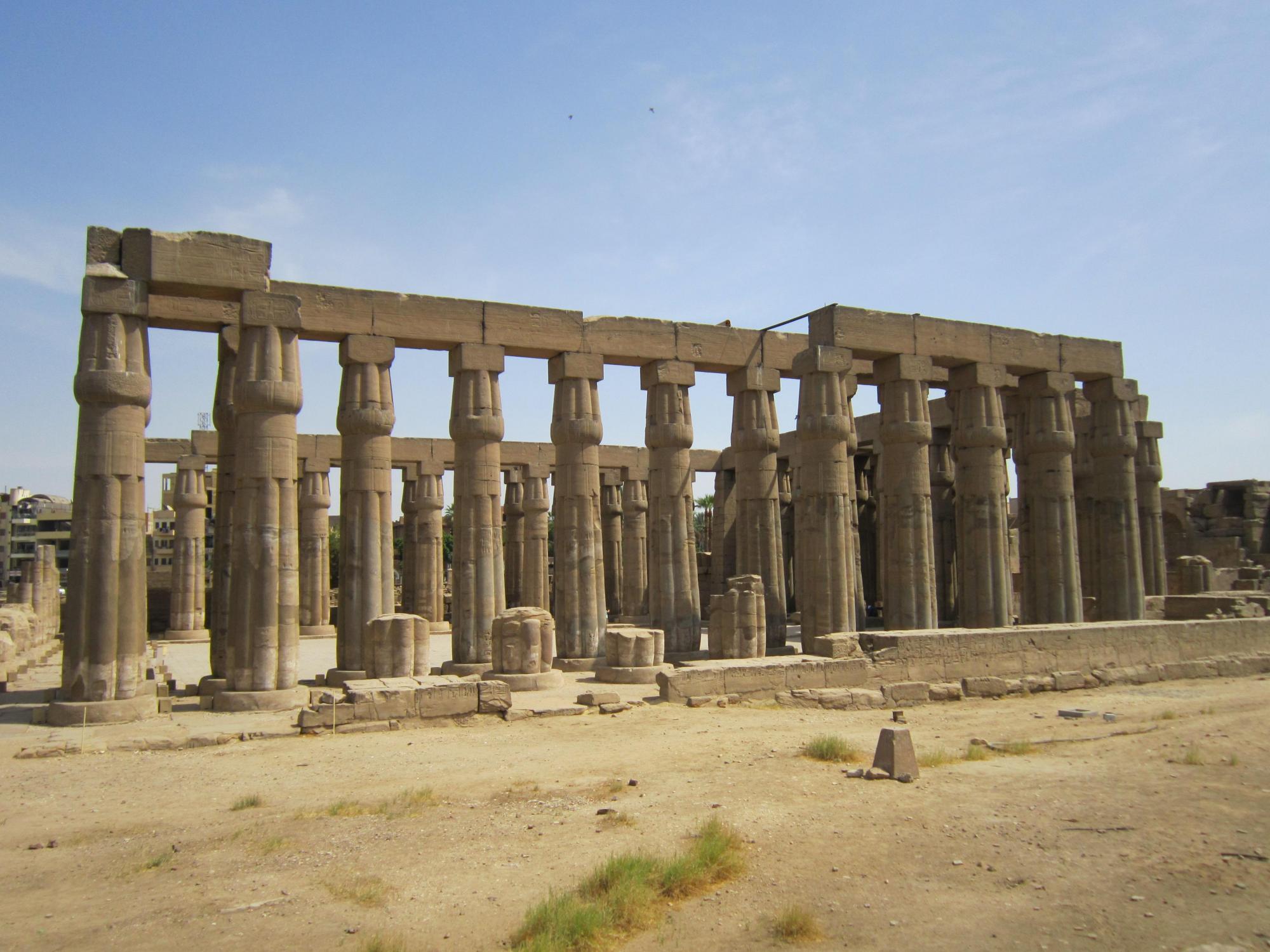 埃及卢克索神庙是世界文化遗产,埃及卢克索神庙是世界奇迹吗