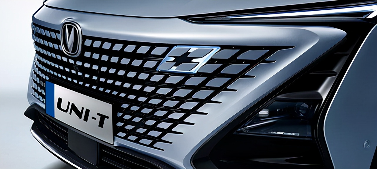 「特车圈」机甲之魂觉醒,是男人就要开……