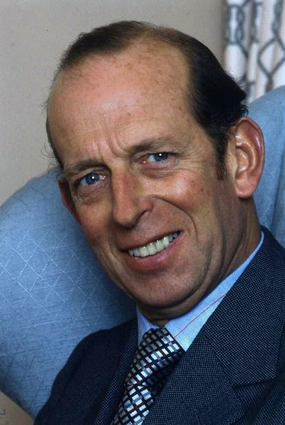 玛丽娜王妃：女儿和菲利普亲王交往近20年，儿子卖王冠，逼疯妻子