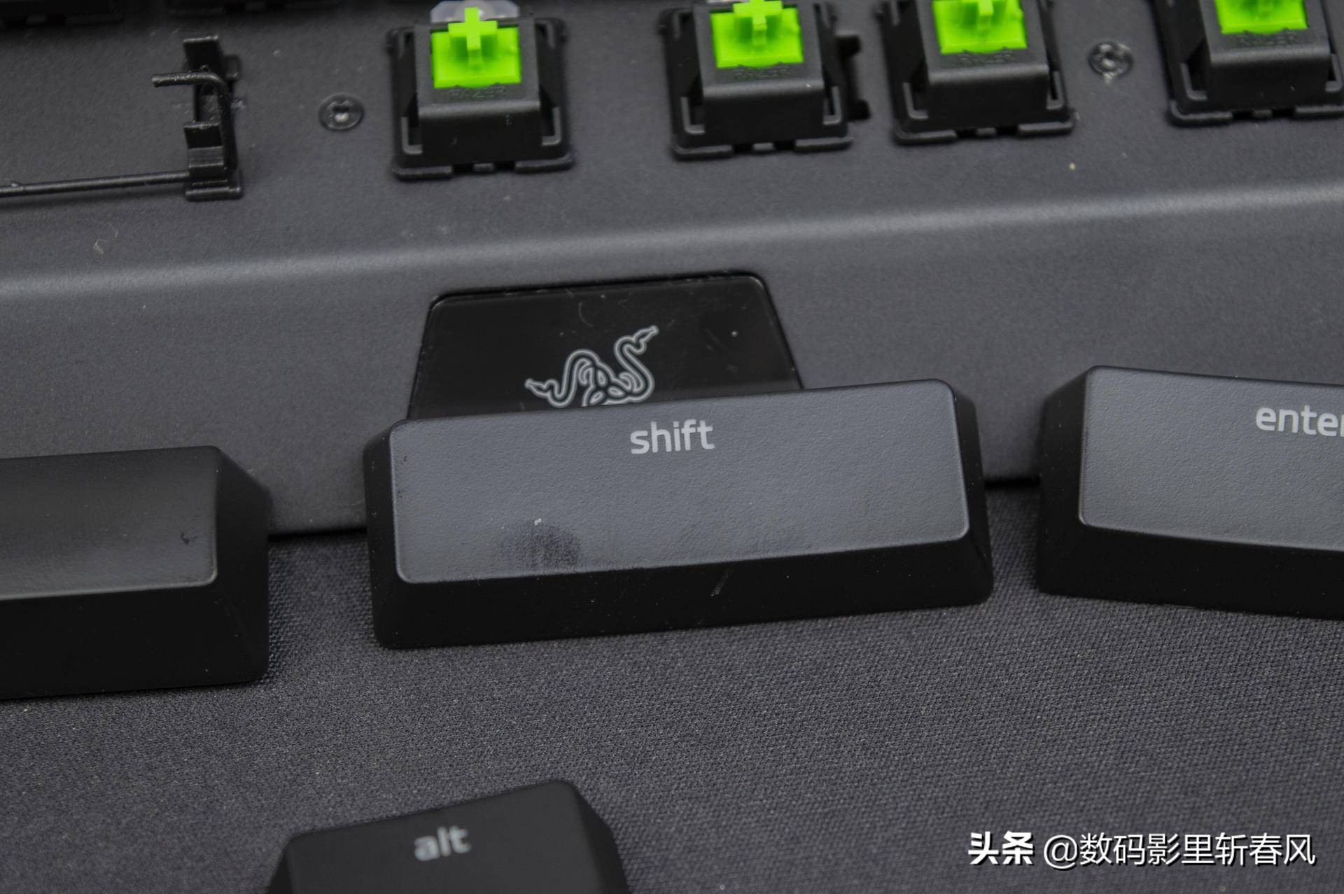 雷蛇黑寡妇蜘蛛幻彩版v2价格,雷蛇黑寡妇蜘蛛x幻彩版怎么清洗