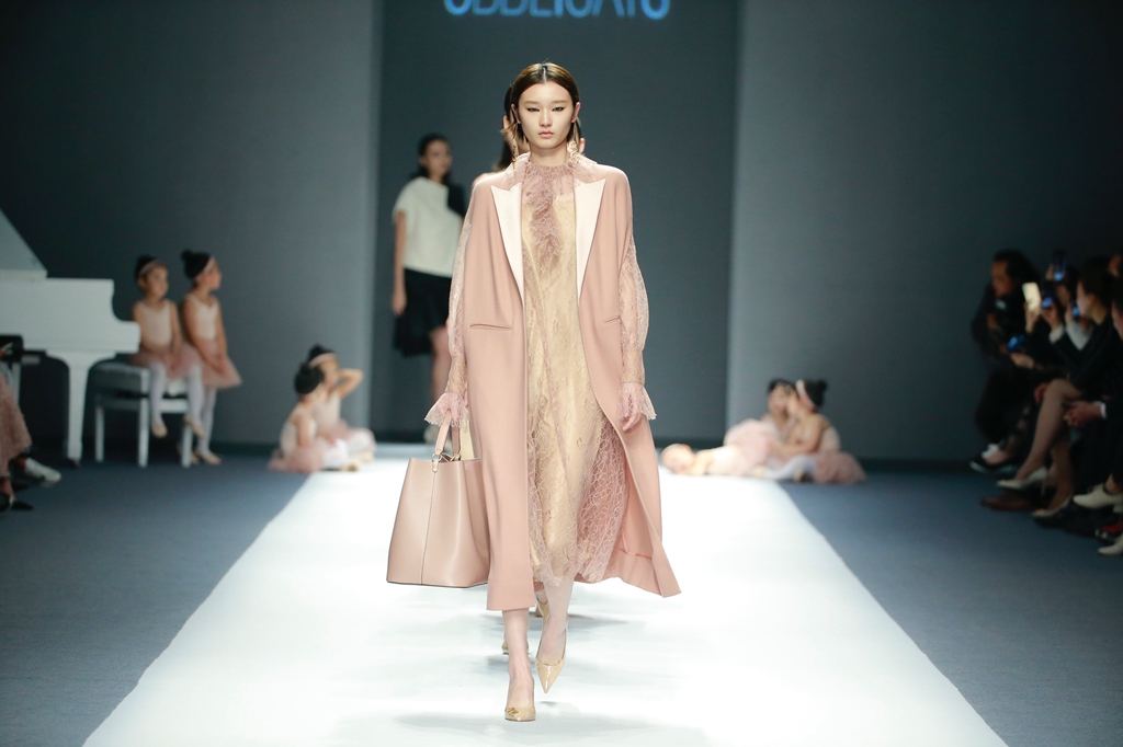 深圳时装周2021现场直播,深圳时装周惊艳全场