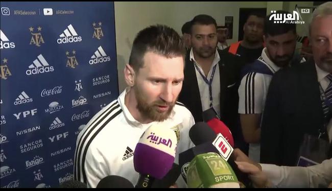 梅西挑球过门将凌空抽射,阿根廷2-2荷兰梅西点射