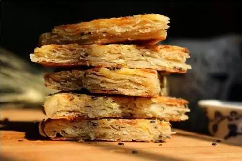 酥软饼怎么做更容易起层又酥脆,面饼起酥添加什么原料