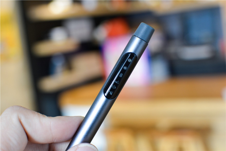 告别老妈唠叨，阿巴町学生护眼笔P1成为书写小管家