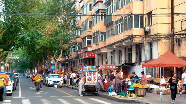 这个北方城市水质比南方还好街景很“洋气”满大街都是美女