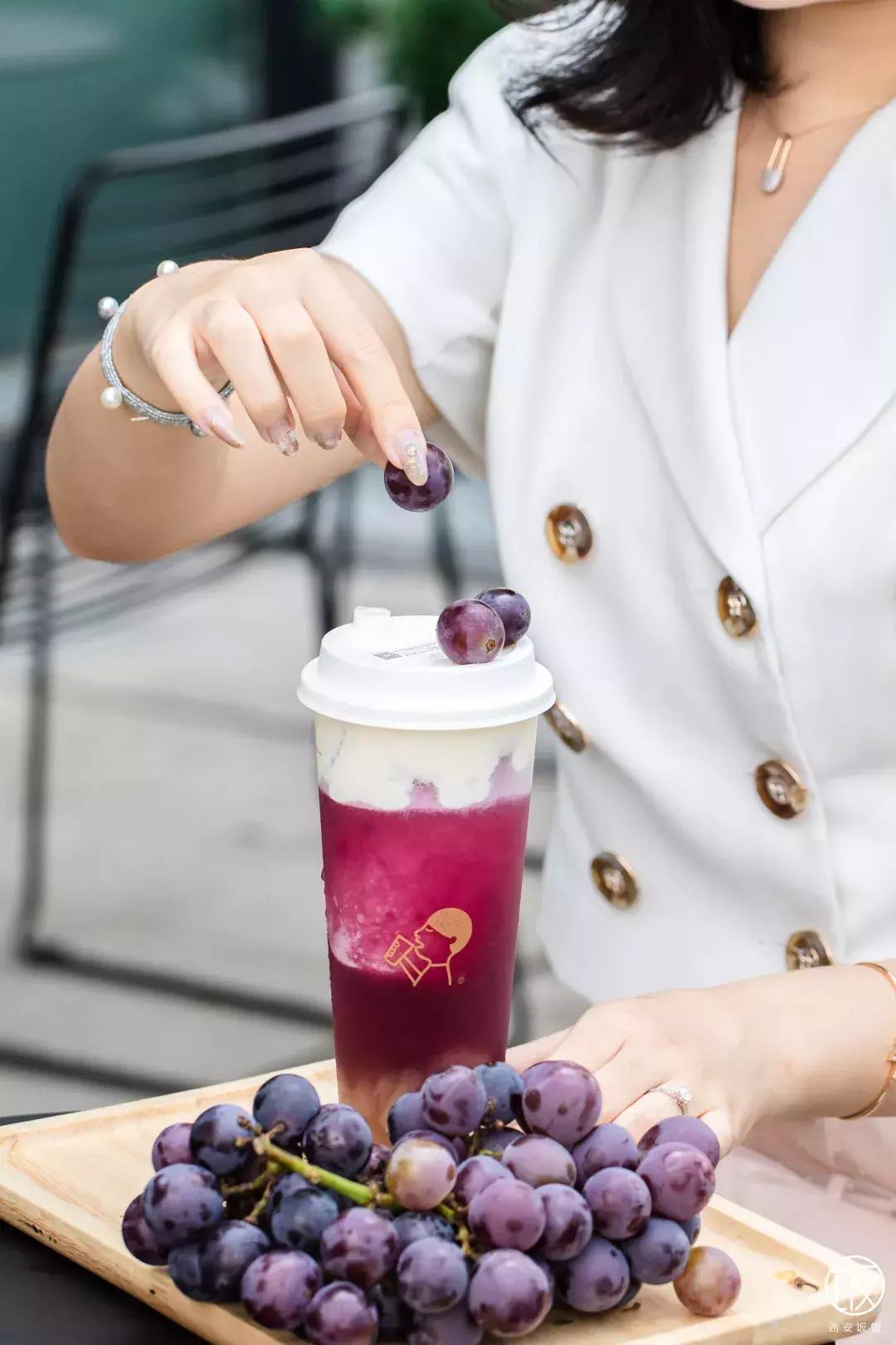 喜茶的多肉葡萄有奶盖吗,喜茶的多肉葡萄做法