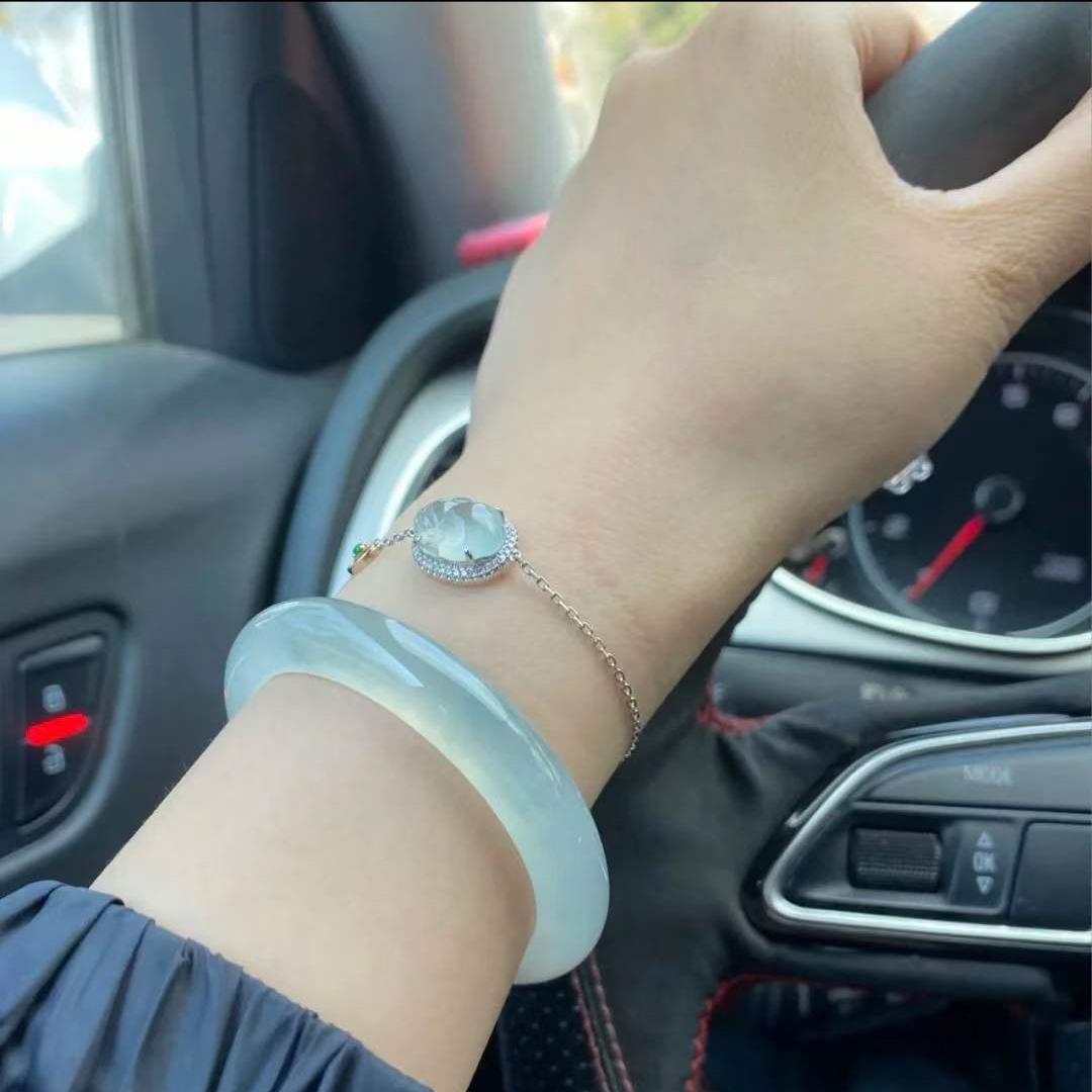 翡翠手镯怎么选比较好,翡翠手镯如何挑种水