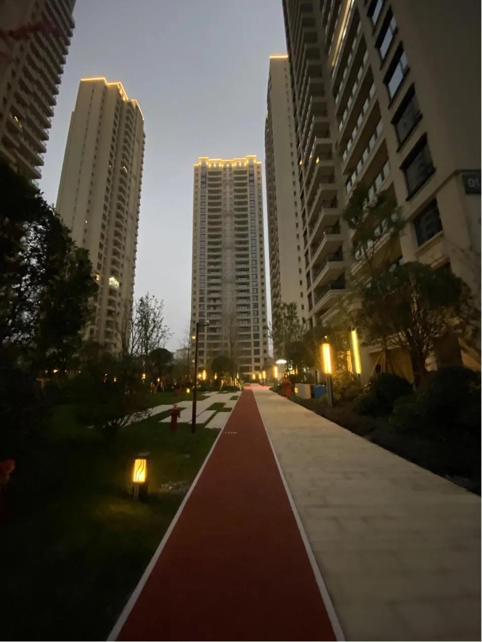 金隅在成都有哪些楼盘,金隅集团精装修的房子能不能买