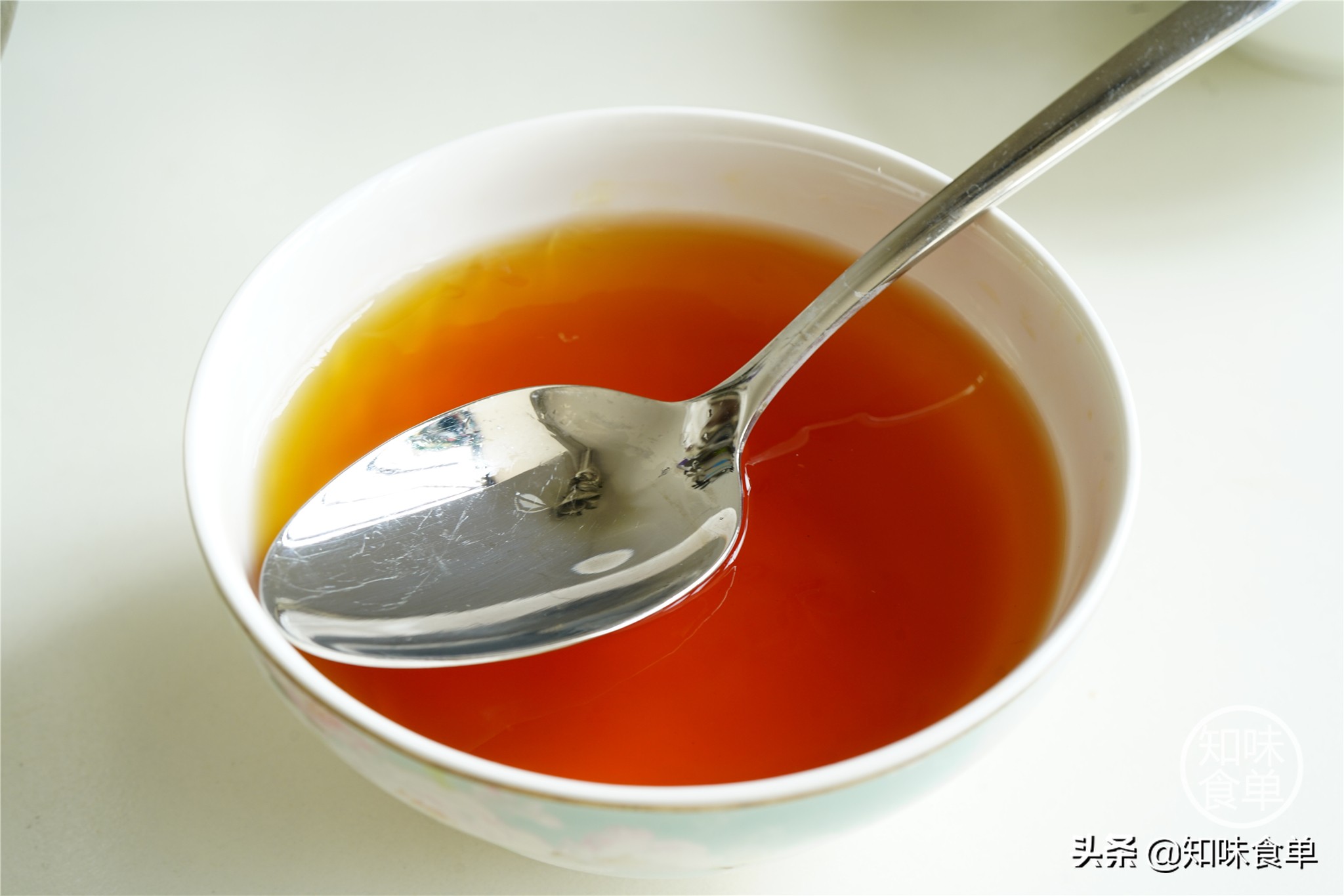 食单丨手工冰粉制作丨最全冰粉制作指南，天然*物冰植**粉大比拼