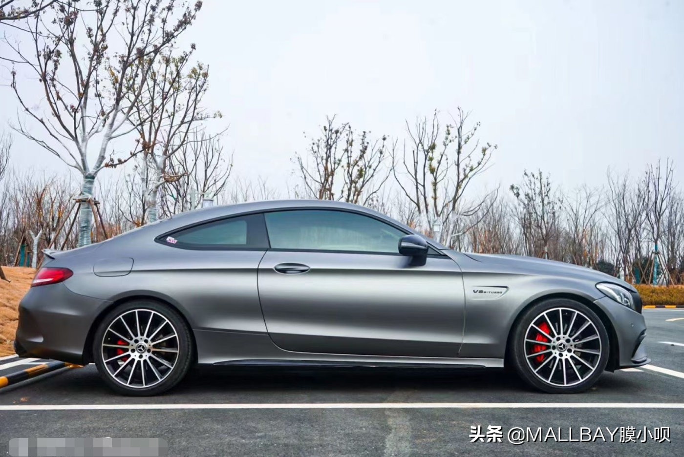奔驰c63改色前杠教学,21款奔驰c改c63液态灰